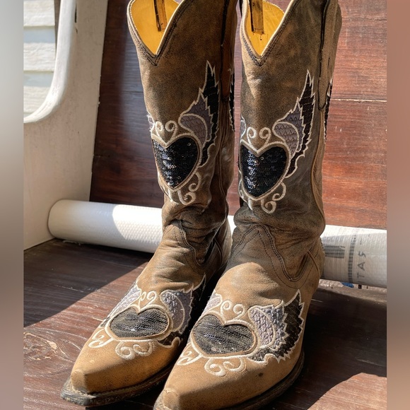 Women’s Corral boots!! - Picture 2 of 6